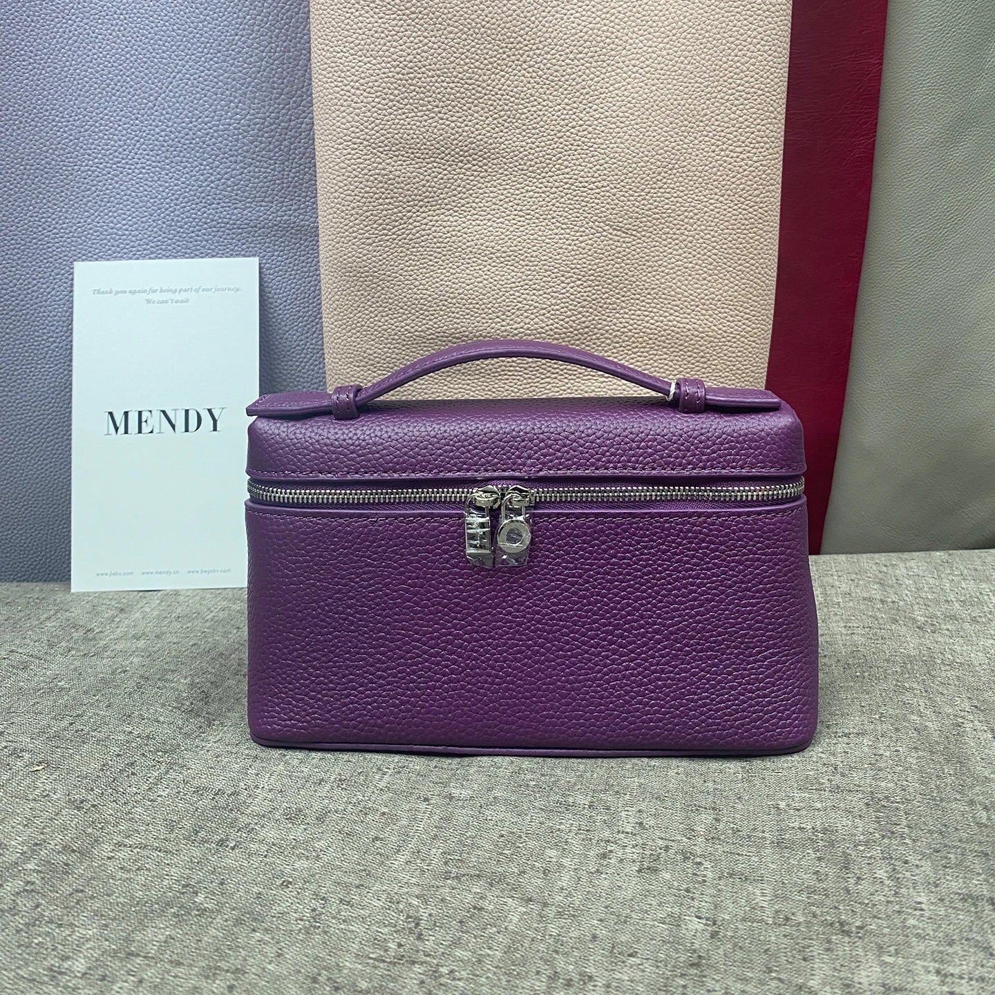 Neue Handtasche aus echtem Leder LP19 für Mobiltelefone für Damen. Exklusiv für Damen, mit luxuriösem Design und kompakter und exquisiter Optik.