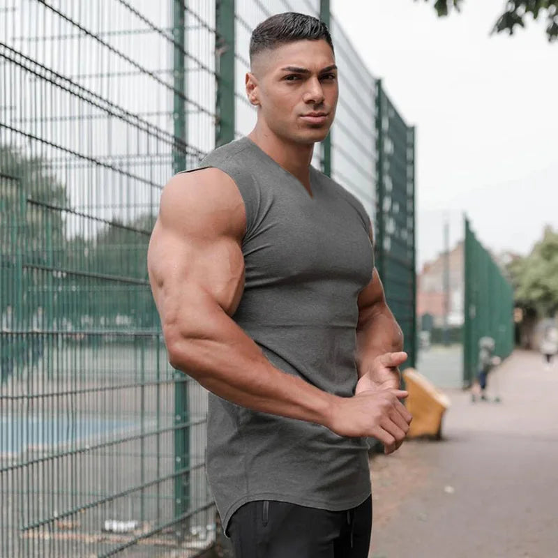 Sommer Baumwolle atmungsaktive V-Ausschnitt Tank Tops Fitnessstudio Workout Laufen Sport Ärmelloses Shirt Herren Fitness Bodybuilding Muskelbekleidung