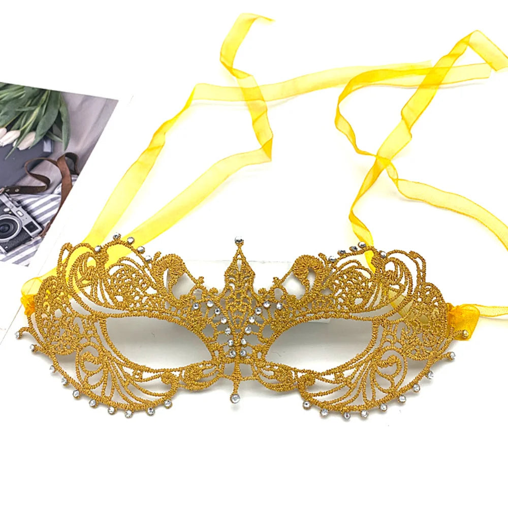 Neue Damen Hollow Lace Gesichtsmaske Maskerade Sexy Cosplay Abschlussball Party Requisiten Kostüm Maske Nachtclub Halloween Schwarze Augenmaske