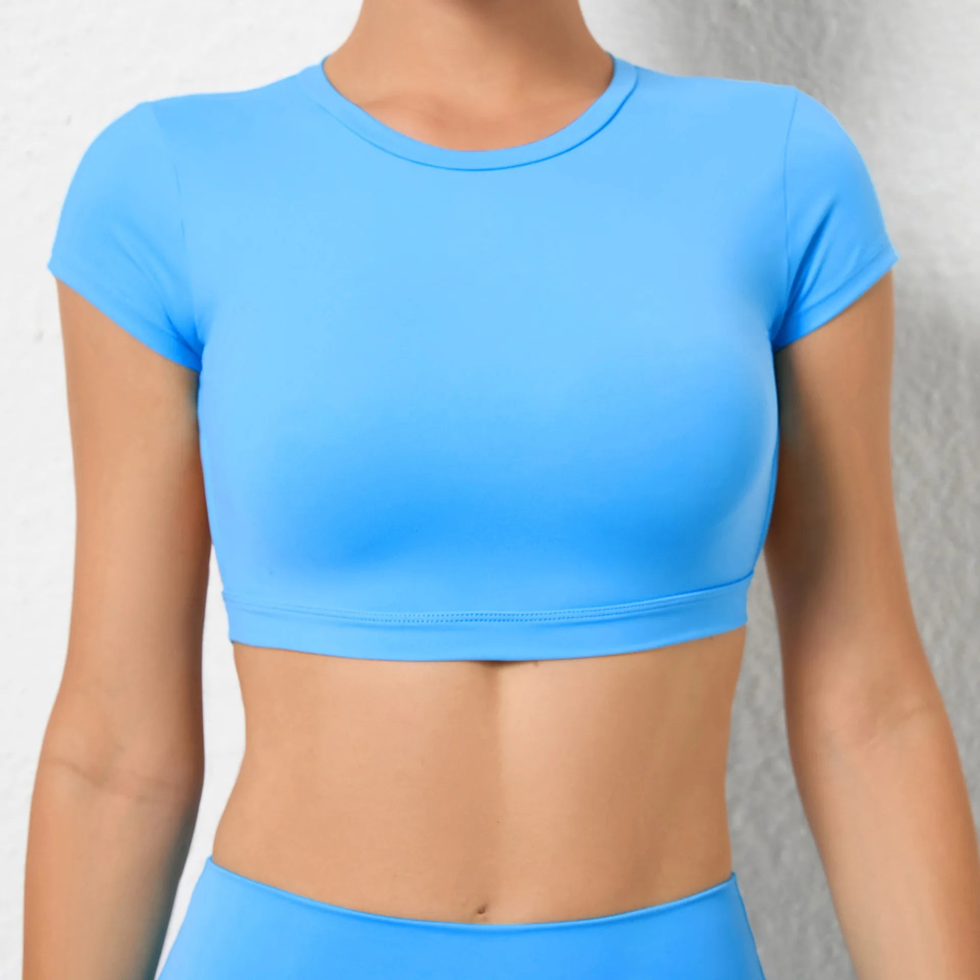 Hearuisavy Sommer Personalisierbare Sportshirts Workout Sportbekleidung Rückenloses Yoga-Kleidungsstück Brustpolster Sport Crop Tops Gym Top Damen