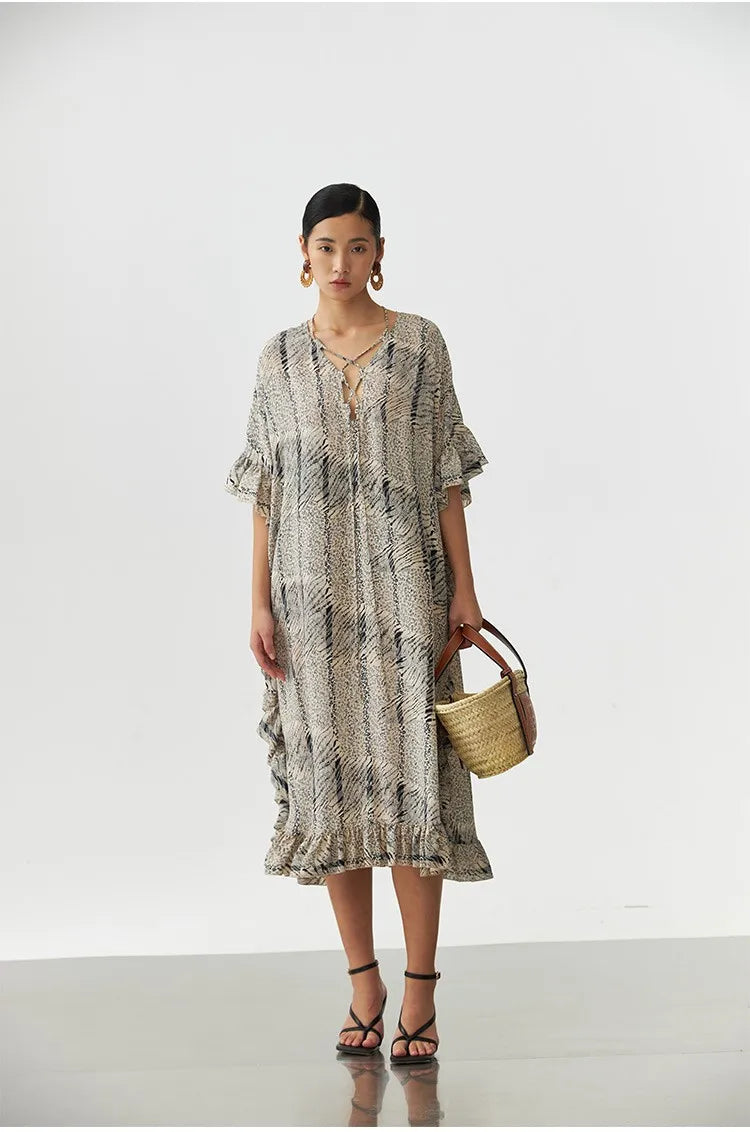 Tierfaserstoff~ Freizeitkleid für Damen, Rüschen-Seidenkleid, Designer Nischen-Seiden-Maxikleid, Neue Damenmode