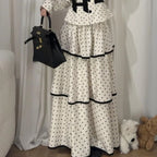 Koreanische Mode Elegantes beiges Polka-Dot-Damen-Set Langarm-Ein-Knopf-Oberteil Hohe Taille A-Linie Rüschen-Stufenrock 2-teilig