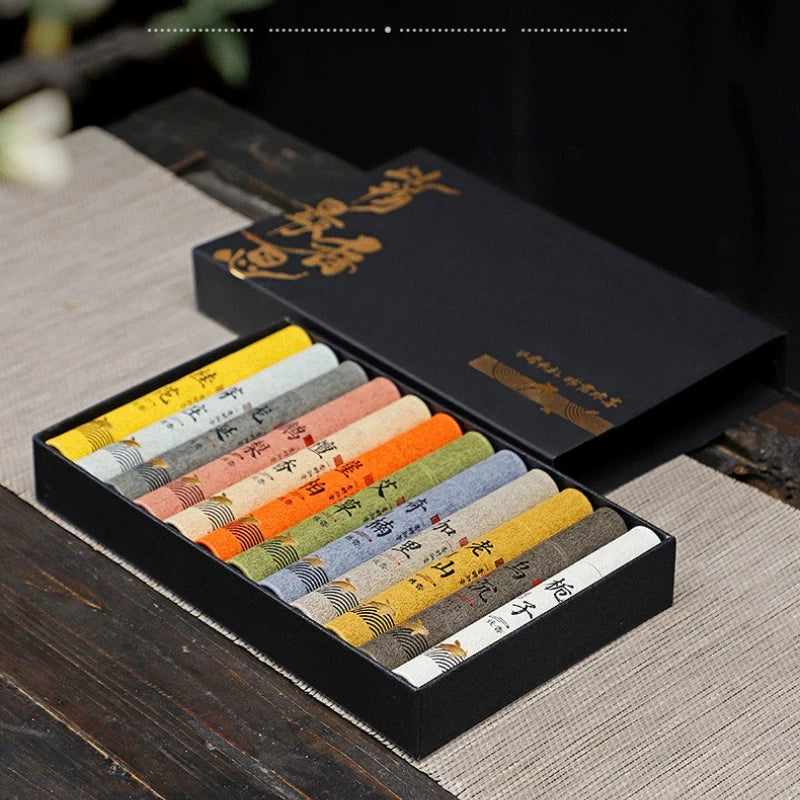 12 Arten von natürlichem Räucherwerk pro Box Sandelholz Osmanthus Räucherstäbchen Raumduft Aroma Segnungszeremonie Gebet Buddha Weihrauch