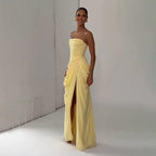 Damen einfarbiges plissiertes, sexy trägerloses Kleid, elegantes schulterfreies, rückenfreies Kleid mit hoher Taille und Schlitz 2026, neues Abendparty-Kleid