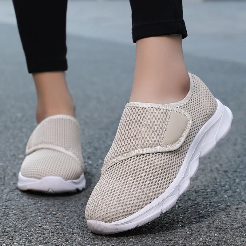 Neue lässige orthopädische Schuhe für weite Füße, geschwollene Füße, Daumenballen, regulierbare weiche bequeme Diabetiker-Gehschuhe