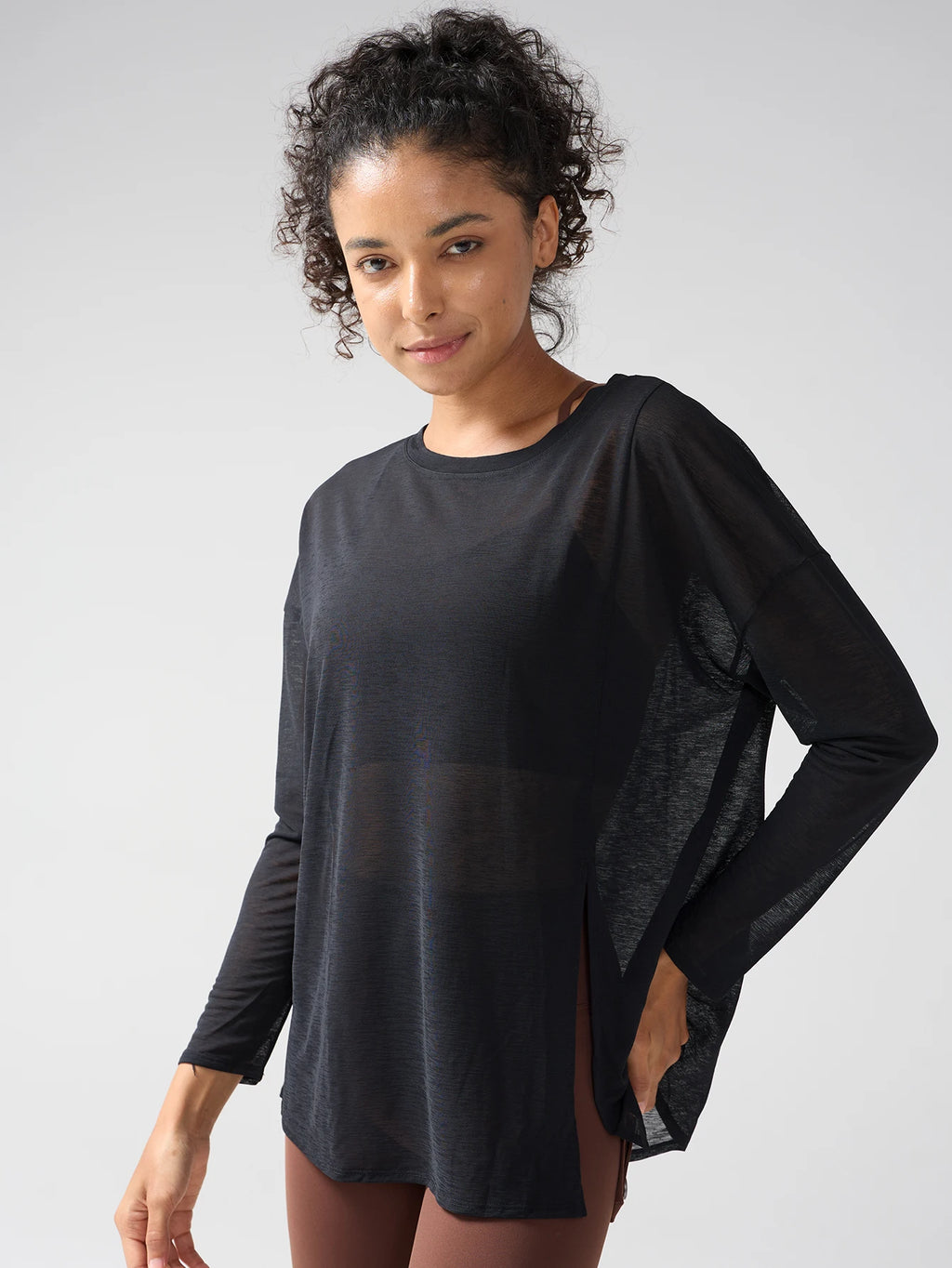 Mode Damen Atmungsaktive Lockere Schnelltrocknende Langarm Yoga Shirts Schlankmachende Seitenschlitze Freizeit Laufen Fitness Radfahren Oberteile
