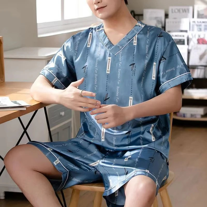 Pyjama Herren Eis Seide Dünn Kurzarm Zweiteiler Koreanische Version des lockeren Herren-Hausanzugs in Übergröße mit Buchstaben