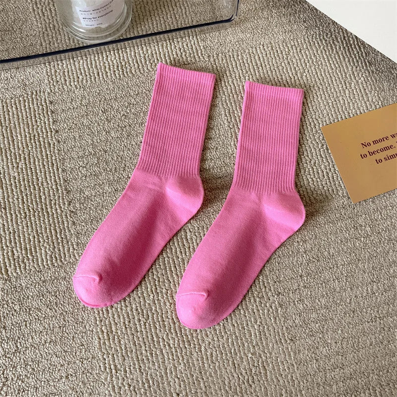 33 Farben Sommer Baumwolle Weiche Socken Fröhlich Bunte Damen Mid-Tube Strümpfe Modetrend Rot Grün Knöchelsocken Herbst Strumpfwaren