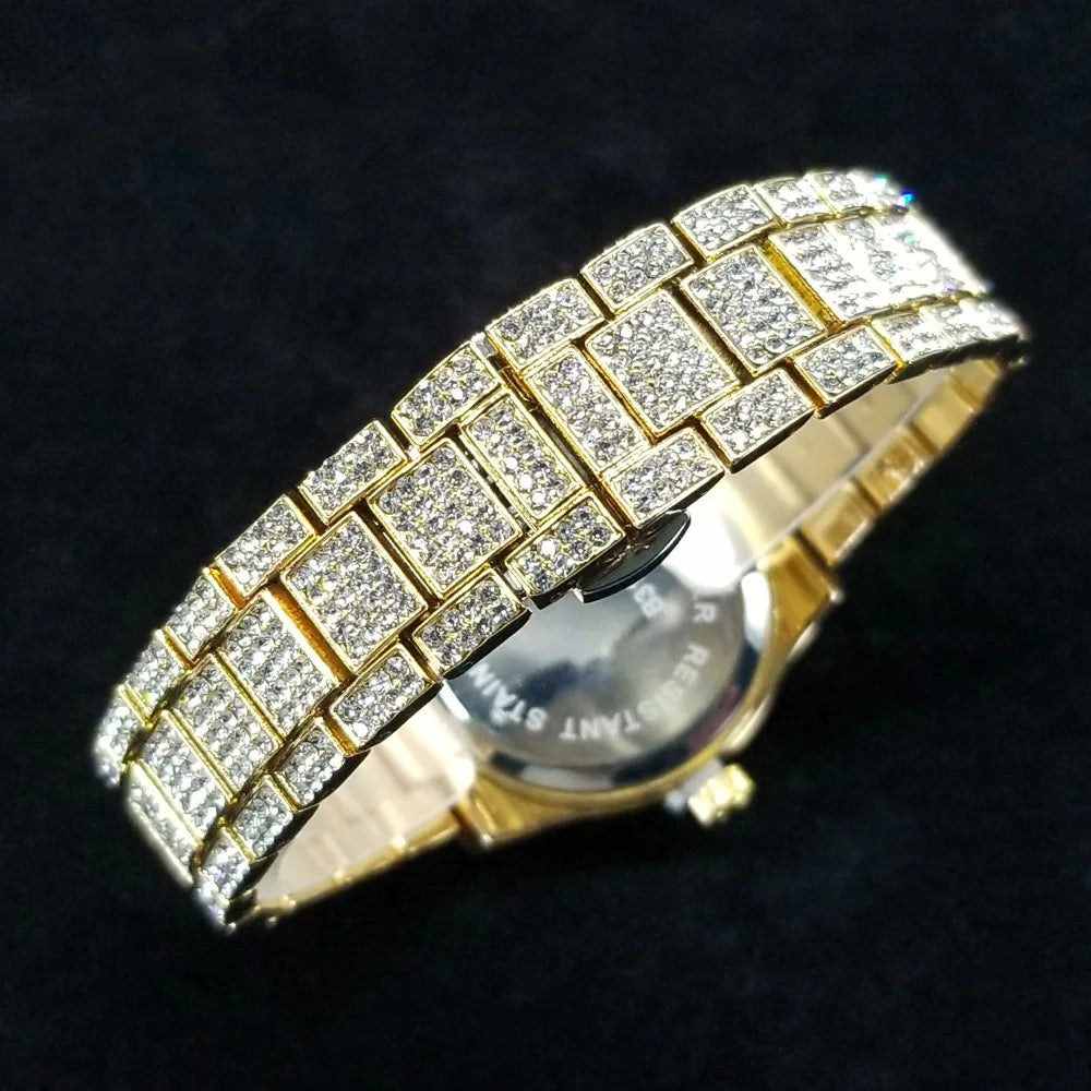 Elegante Diamantenuhren Damen Mode Silber Rund Edelstahl Quarzuhr Iced Out Glänzend Wasserdichte Uhr Geschenk für Frauen