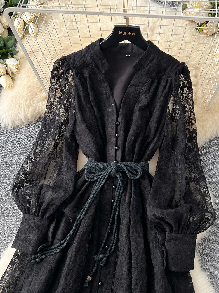 Frühlings-Herbst Französisches High-End Damenkleid Neue Spitze Stickerei V-Ausschnitt Laternenärmel Einreiher Party Geburtstagskleid C192