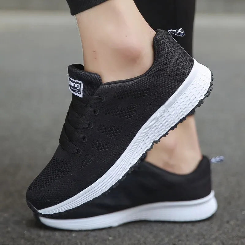 Damen Freizeitschuhe Mode Atmungsaktive Walking Mesh Flache Schuhe Sneakers Weiß Damen Fußbekleidung