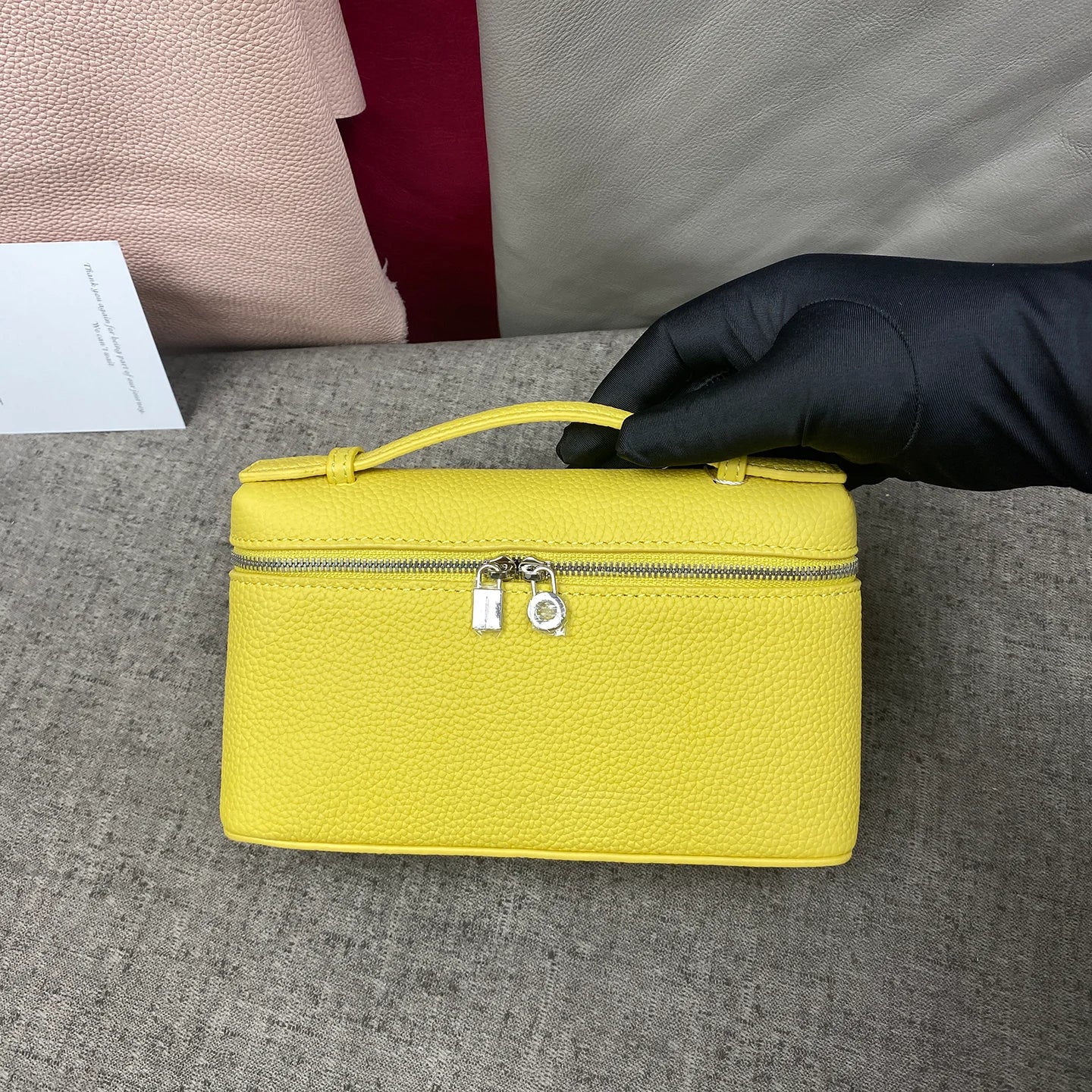 Neue Handtasche aus echtem Leder LP19 für Mobiltelefone für Damen. Exklusiv für Damen, mit luxuriösem Design und kompakter und exquisiter Optik.