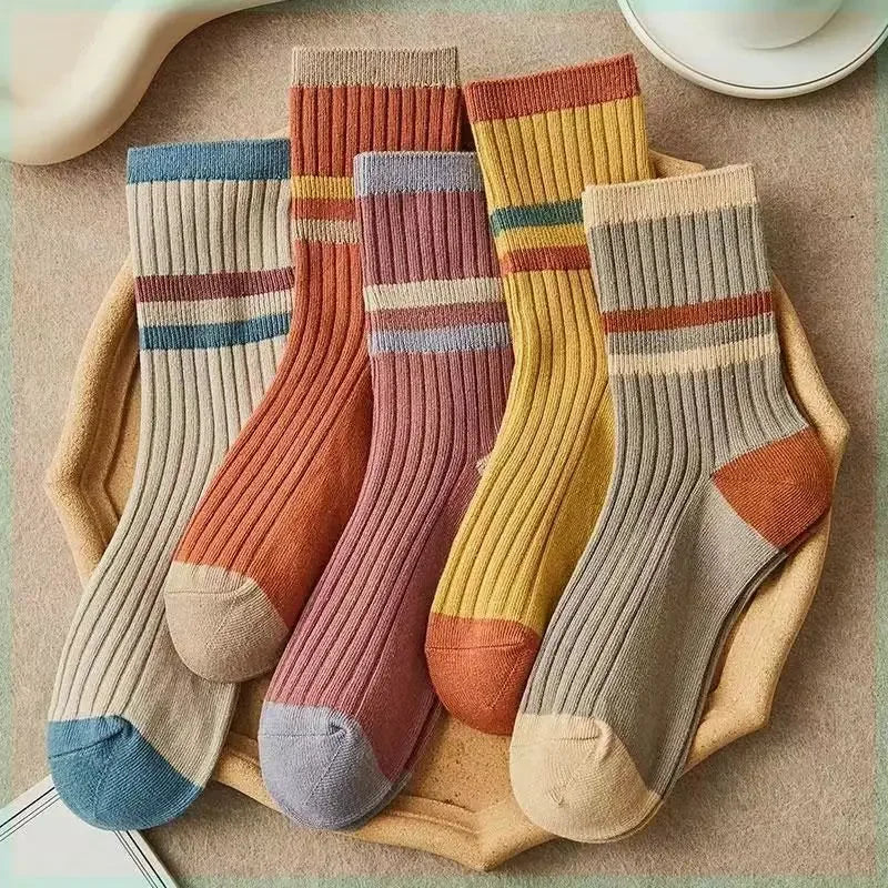 5 Paar gestreifte Socken für Damen, bequem, weich, mittellang, Winter, Harajuku, lustige Freizeitsocken, Damenstrümpfe, Strumpfwaren Hauptbild