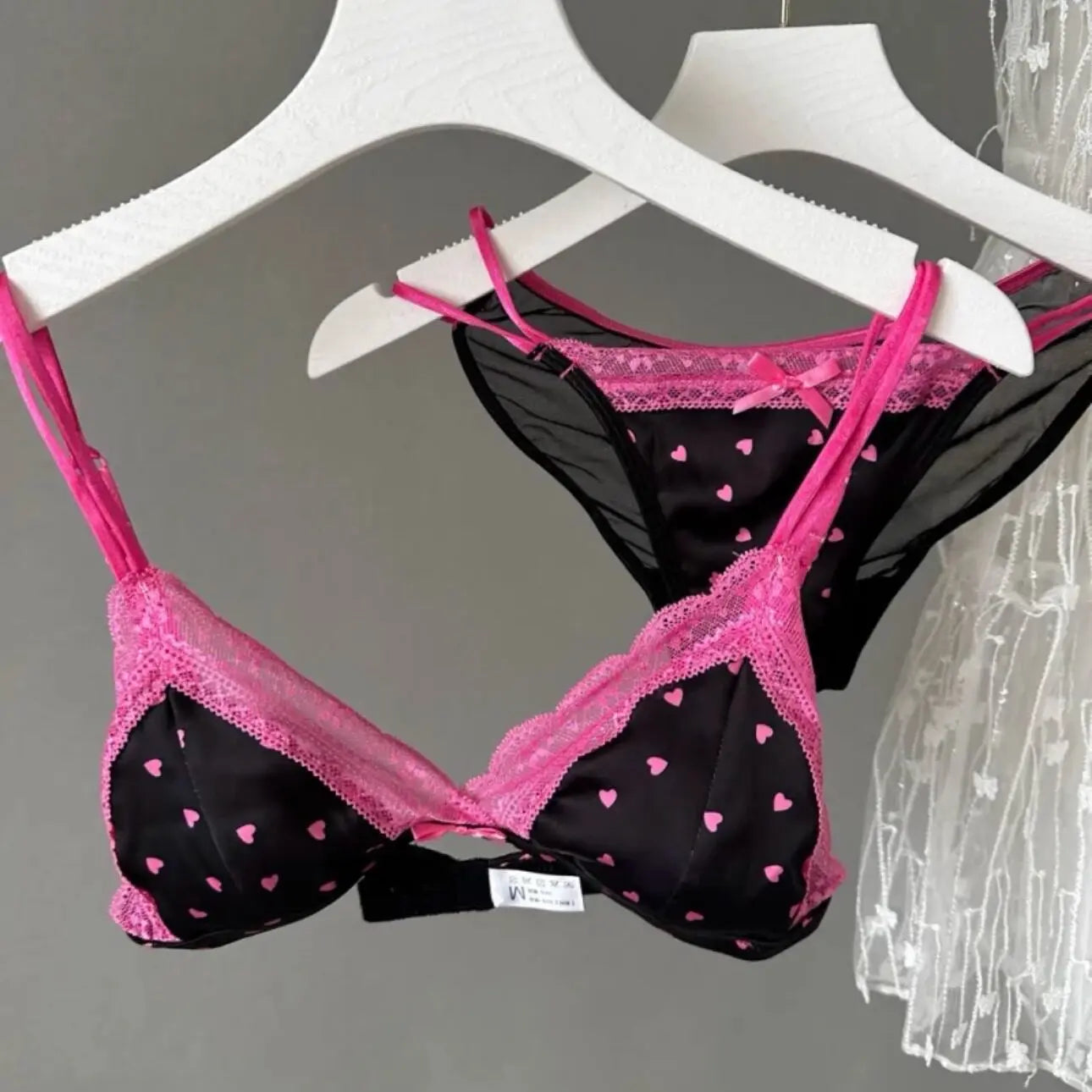 Französischer Stil Süßer Triangel-BH Lingerie Set Damen Satin Spitze Drahtlos Kleiner Busen Raffiniert Dünner Stoff Sexy Weiche Unterwäsche S-XL