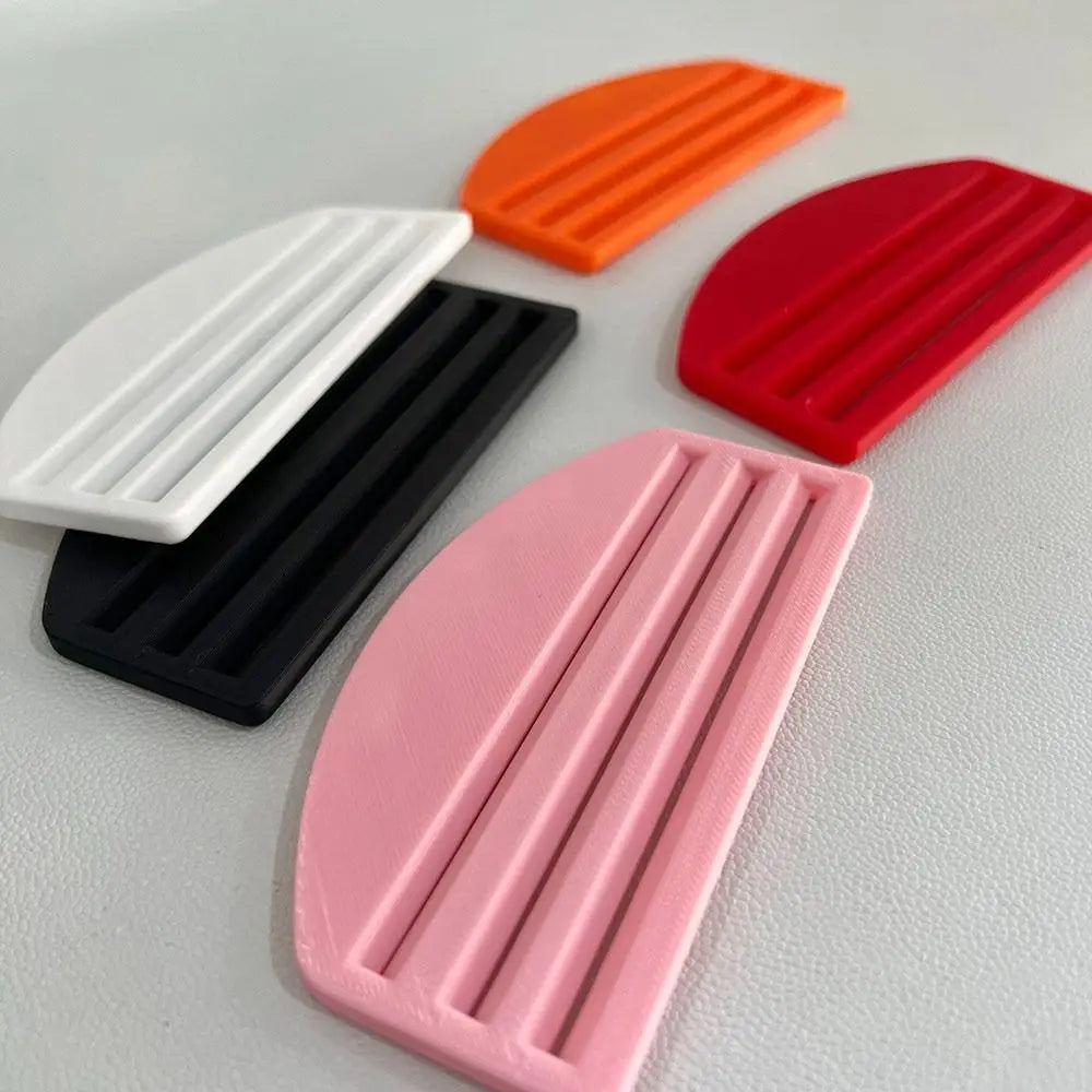 Portable Multifunction Cat Treat Dispenser Manual Reusable Cream Tube Squeezer Toothpaste Dispenser