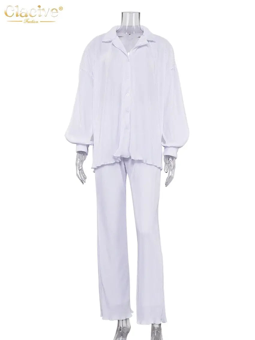 Clacive Lässiger locker sitzender Hausanzug Herbst Langarmbluse mit High-Waist-Hose Set Damen Elegantes plissiertes beiges 2-teiliges Hosenset