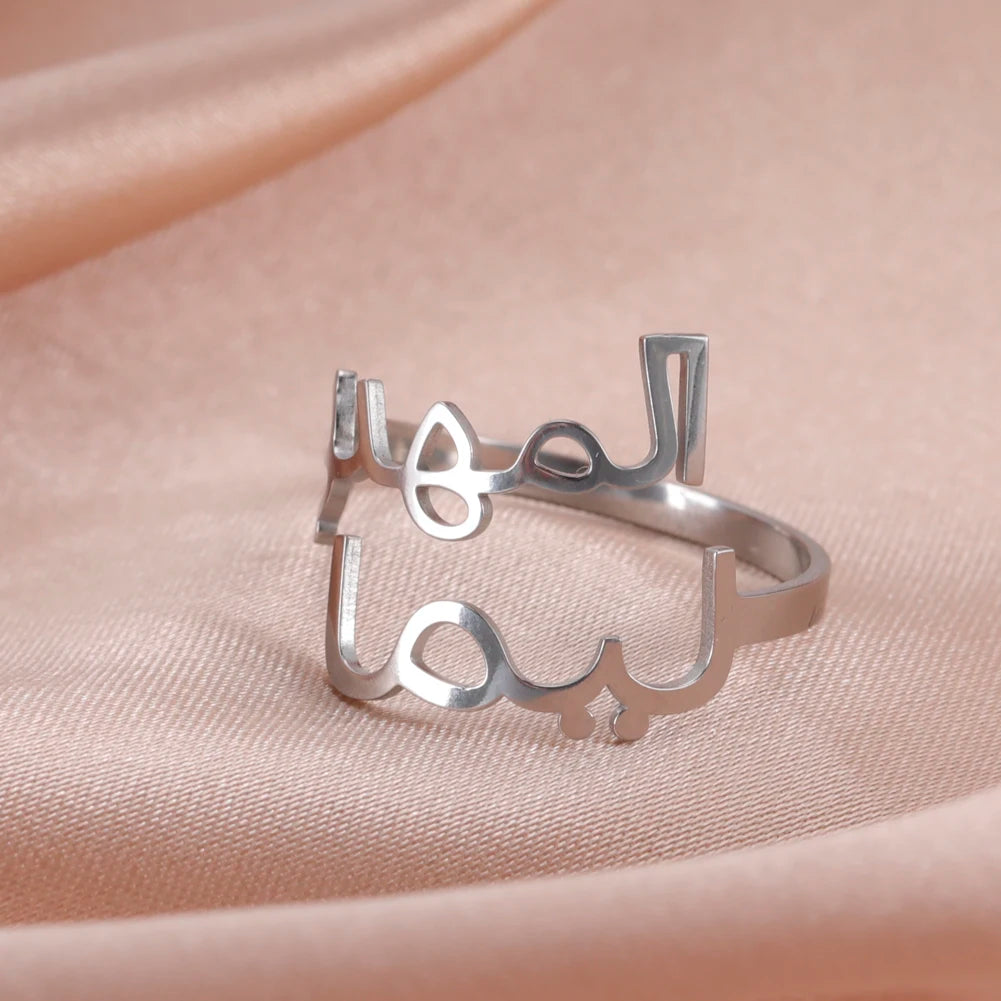 Personalisierter Doppel-Vorname-Ring für Damen und Herren, personalisiertes Paar-Familien-Geschenk, goldfarbener Edelstahl-Metallschmuck