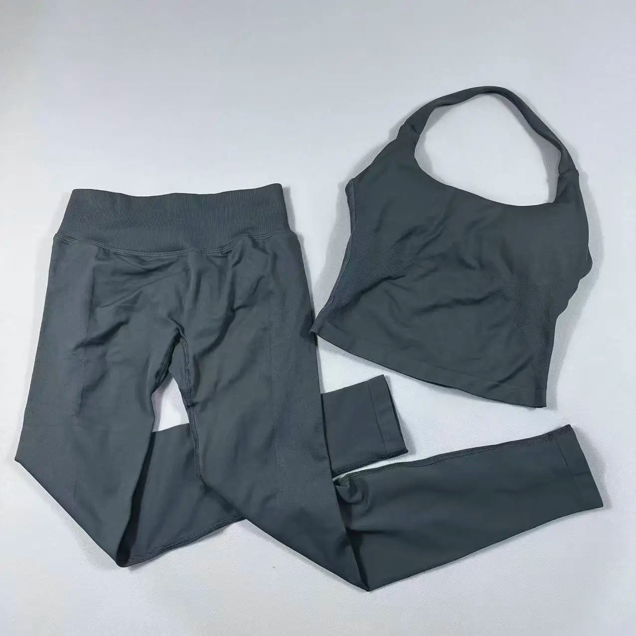 OHNE LOGO Yoga-Outfit Sport-Impact-Gym-Set Neckholder-Oberteil und Leggings-Hosen-Sets Rückenloses Neckholder-Design Hochelastische Sportbekleidung
