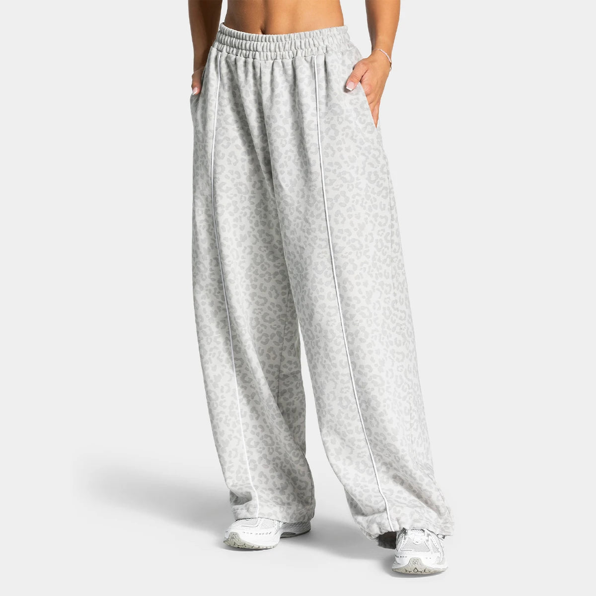 Yoga Joggingshose mit Leopardenmuster für Damen – Flexibel, perfekt für Stretching, Laufen, Training, Jogging, Freizeit, entspannt, stylisch
