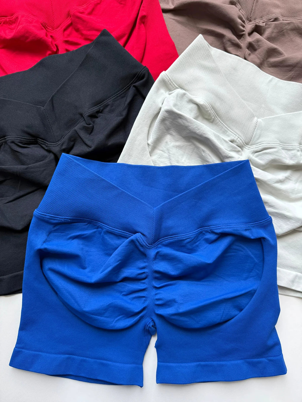 Damen Scrunch Shorts nahtlos V-Rücken Scrunch Booty Shorts Fitness Workout Laufen Yoga Gym Shorts