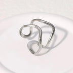 LATS Edelstahl Goldfarbene Ringe für Damen und Herren 2024 Farbecht Beliebte Party Personalisierte Überzogene Charms Schmuck Geschenke