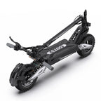 T10 Tragbarer E-Scooter 900W Spitzenleistung 48V 13.5/18 Ah Akku Elektroroller für Erwachsene 11 Zoll Offroad-Reifen Elektroroller