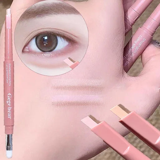Matter aufhellender Seidenraupen-Stift, Pinkbrauner zweifarbiger Highlighter-Konturschattenstift mit Detail-Verblendpinsel für Augen-Make-up