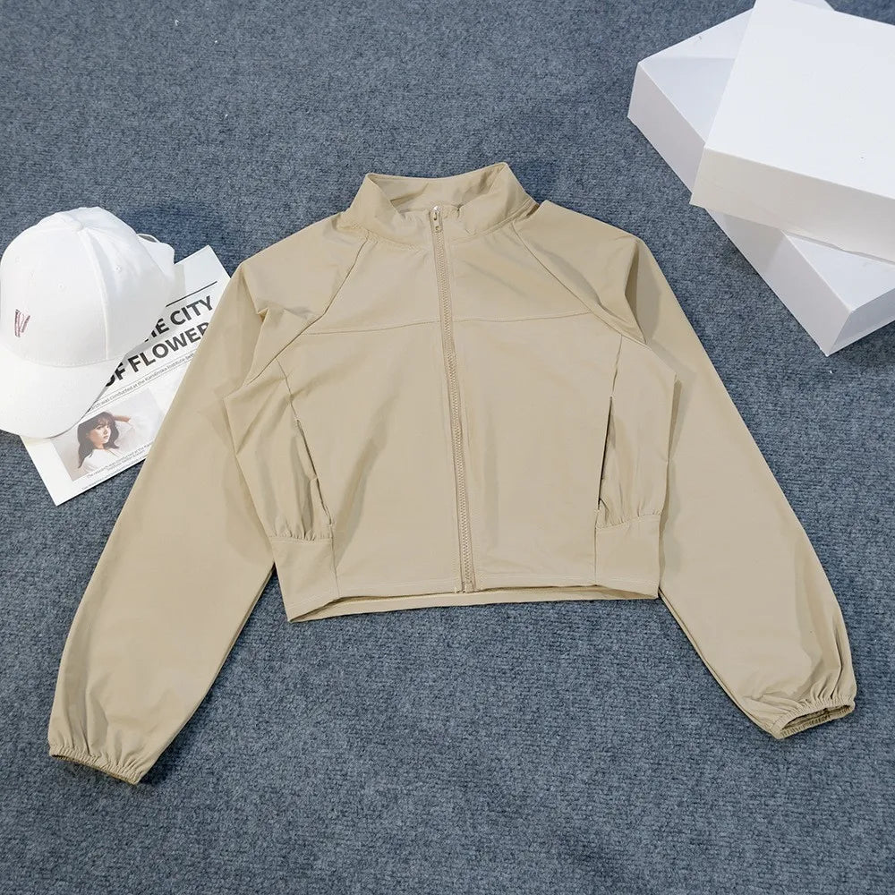 Yoga-Kleidung Amerikanischer Stil Sport Winddichte Stehkragen Sonnenschutzjacke Atmungsaktives Oberteil Outdoor Schnelltrocknend Kurzer Reißverschluss Damen