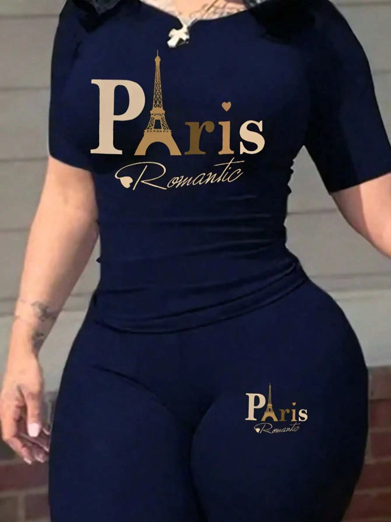 Zweiteiliges Set für Damen mit Paris-Druck, lässiges kurzärmliges T-Shirt mit Rundhalsausschnitt und enge Hose, langes Hosen-Set, Kollektion 2026