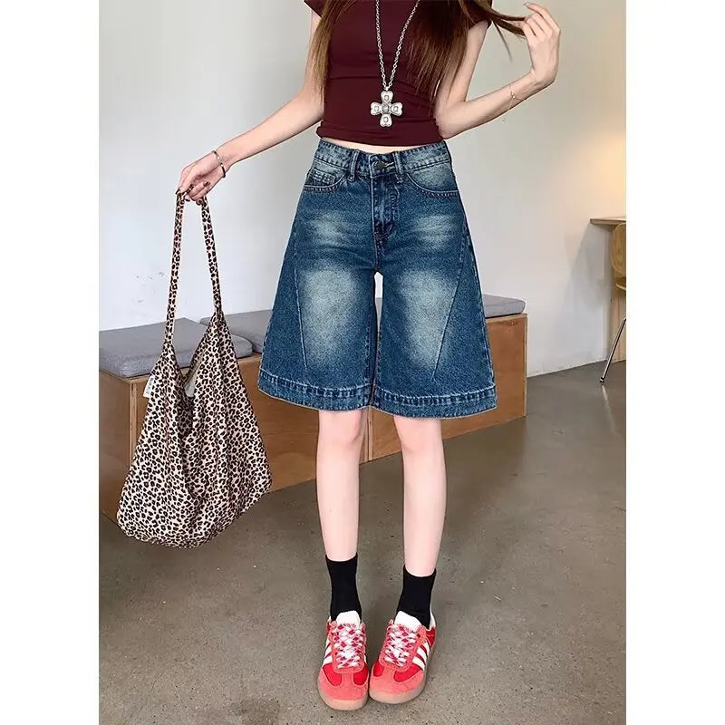 Spicy Girl Retro Amerikanische Fünf-Punkt-Denim-Shorts Damen Sommer Neue Lockere Design Schmale Gerade Weite Beinhosen Mittellange Hose