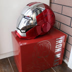 Neuer AutoKing 1:1 Mk5 Iron Man Helm Cosplay Sprachsteuerung Augen mit Licht Modell Spielzeug für Erwachsene Elektrisch tragbar Weihnachtsgeschenk