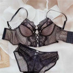 Französische Spitze Push-Up-Dessous-Set Frau dünner Bügel-BH, durchsichtige geraffte Chemise, weich, zierlich, kleine Oberweite S-XL Hot Sale