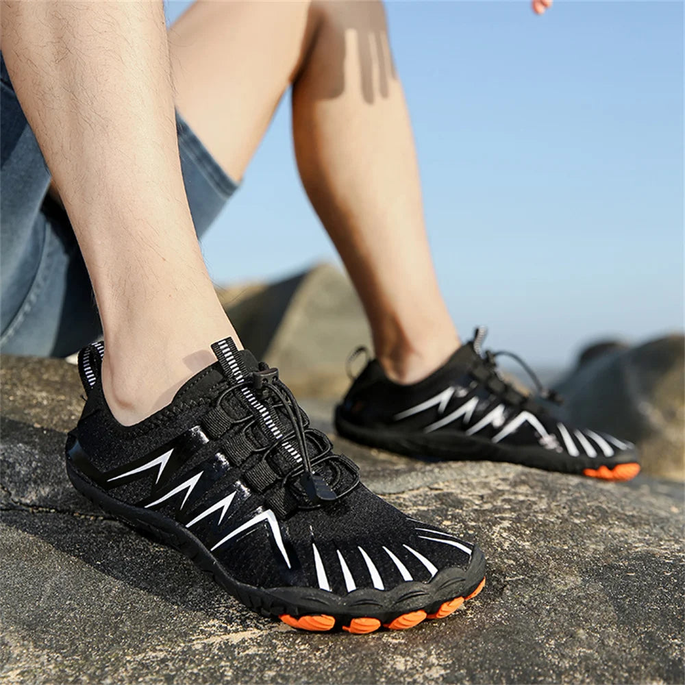 Unisex-Schnelltrocknende Wasserschuhe Herren Damen Bunte Strand-Schwimm-Surf-Wasserschuhe Paar Barfuß-Upstream-Sneaker