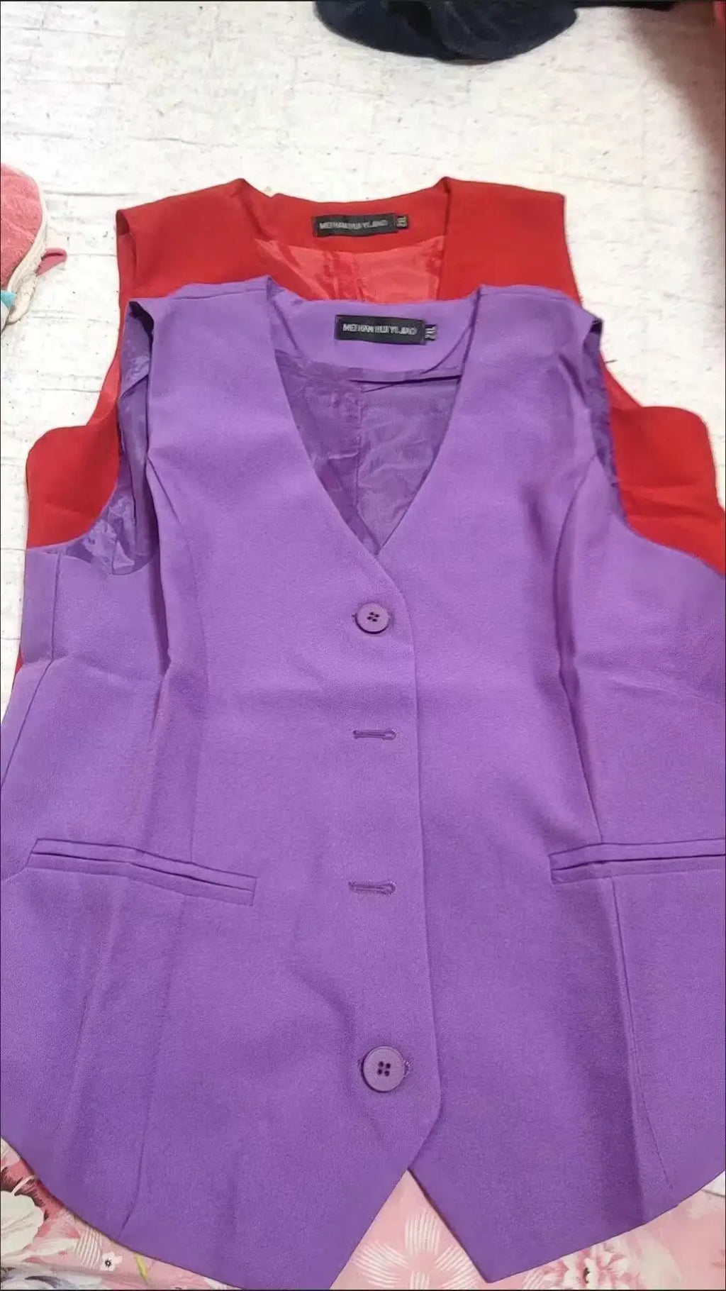 Frühling Sommer Koreanische Mode Weste 2025 Neue Damen Kurze Mode V-Ausschnitt Ärmellose Freizeit Blazer Weste Mäntel Weibliche Oberteile
