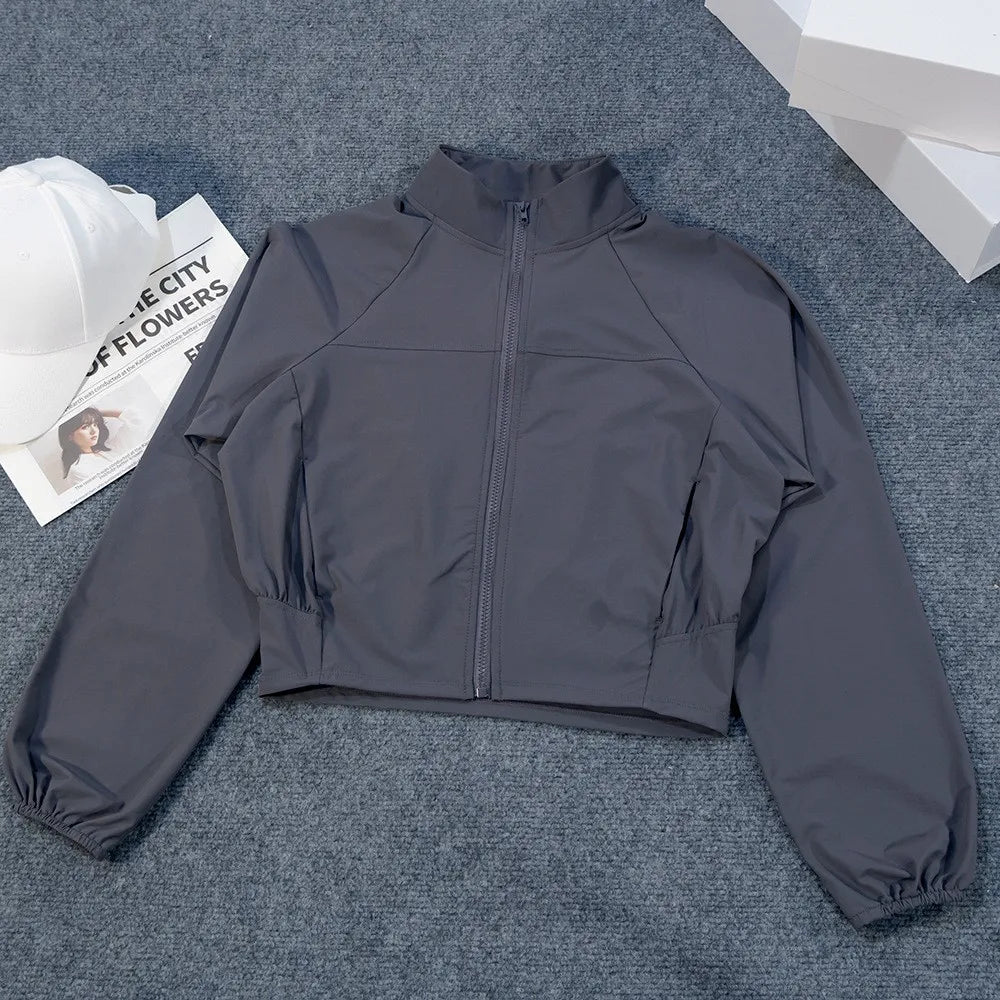 Yoga-Kleidung Amerikanischer Stil Sport Winddichte Stehkragen Sonnenschutzjacke Atmungsaktives Oberteil Outdoor Schnelltrocknend Kurzer Reißverschluss Damen