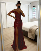 Dieses Kleid ist für die selbstbewusste Fashionista, die keine Angst hat, ihre Individualität zu zeigen