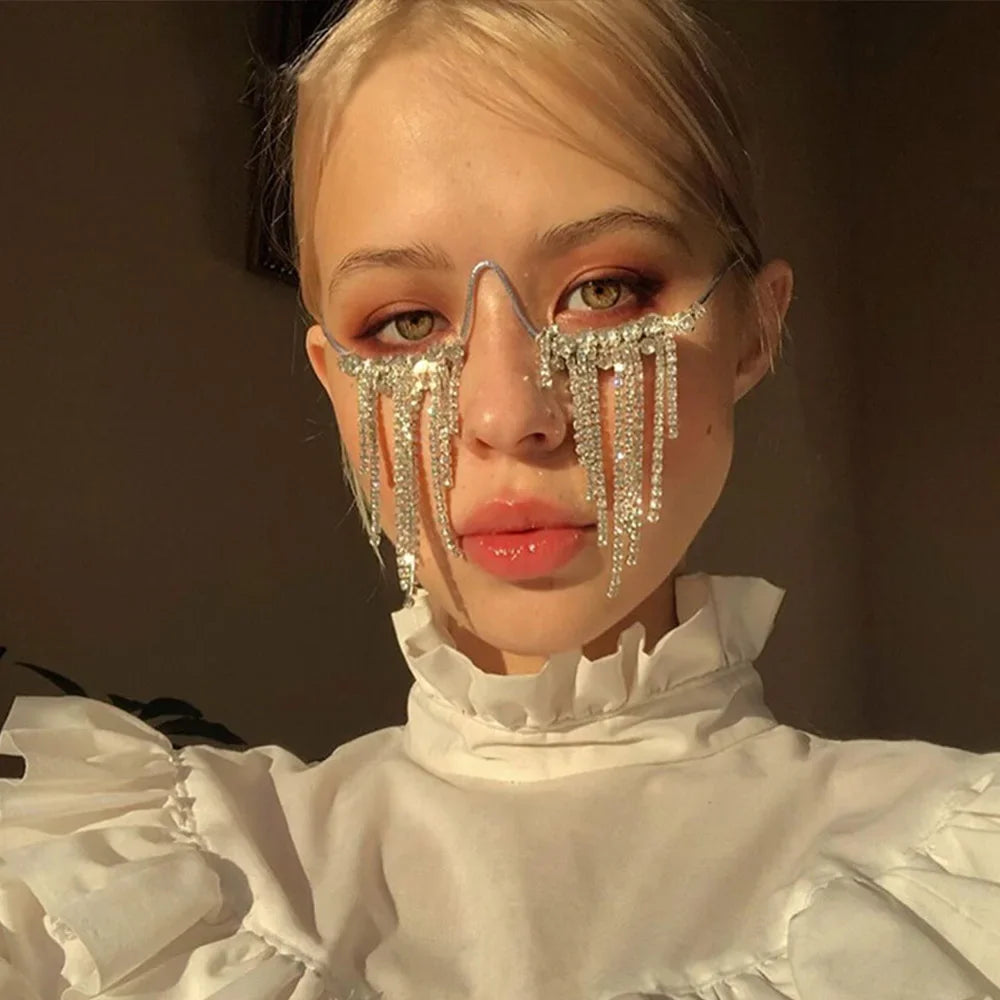 Mode Quaste Halbrahmen-Metallbrille für Frauen Kristall Gesichts-Kette Schmuck Brillen Kpop Make-up Strass-Accessoire Ohne Gläser Hauptbild
