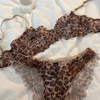 Französische sexy Unterwäsche, dünner Leopardendruck, transparente Dessous, bequeme, geraffte Bügel-BH-Set für Damen, String