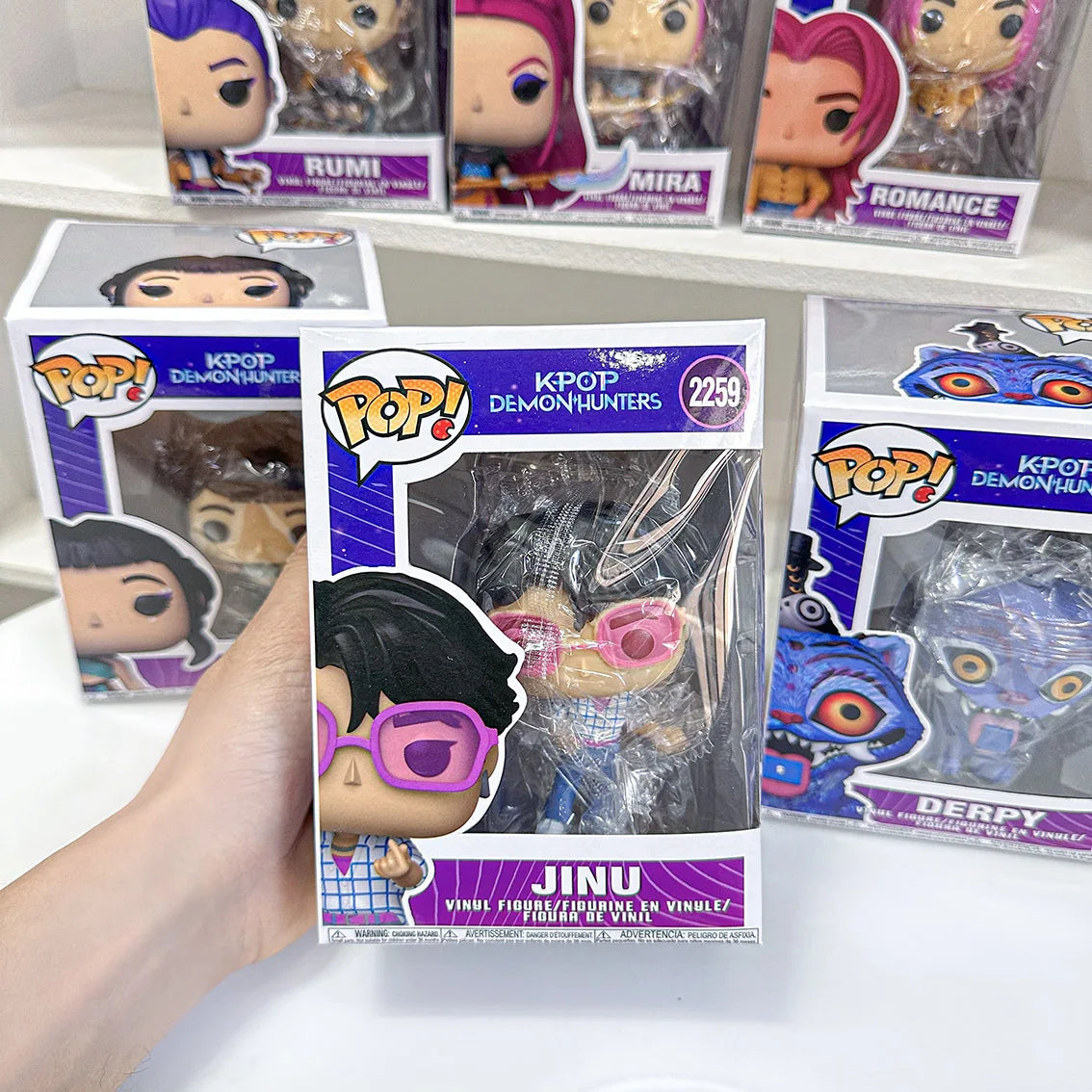 Funko POP KPOP Hexenjäger-Gruppe Trendiges Handheld-Büroperipherie-Spielzeug-Cartoon-Modell-Ornamente Jungen-Geburtstagsgeschenk