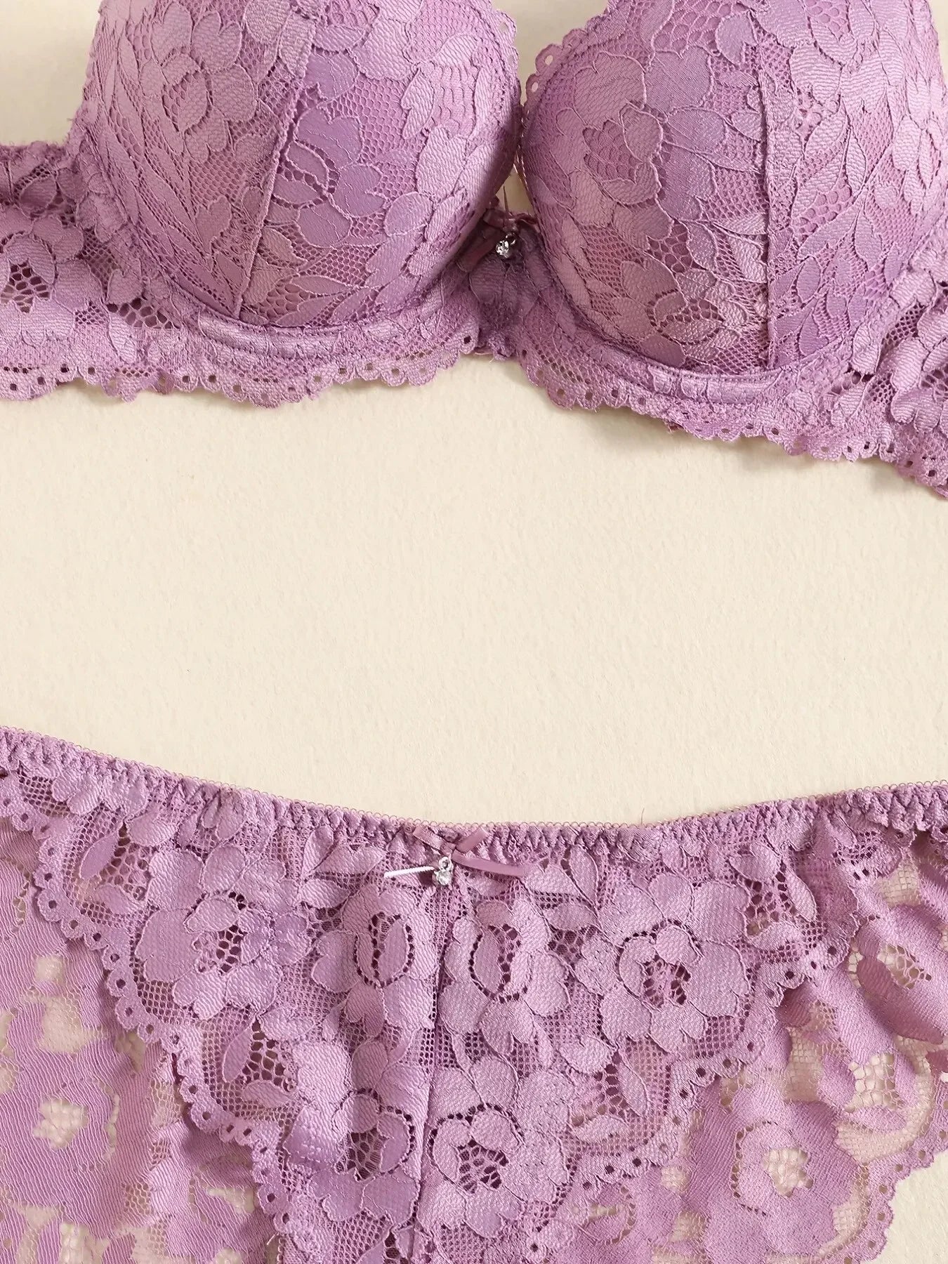 1 Set Elegantes Dessous-Set aus Spitze mit Stickerei und atmungsaktivem Stoff: Push-Up-BH, transparenter Schlüpfer mit tiefem Bund – das ultimative Valentinstagsgeschenk