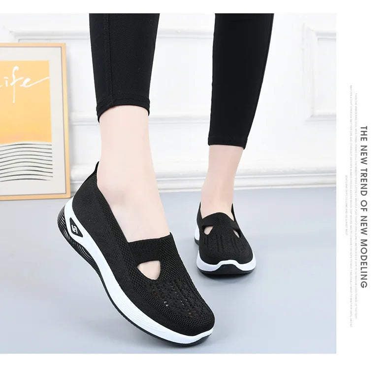Damen Neue Sommerschuhe Mesh Atmungsaktive Sneaker Leichte Slip-on Plateau Freizeitschuhe Damen Rutschfeste Gehschuhe Gewebte Schuhe