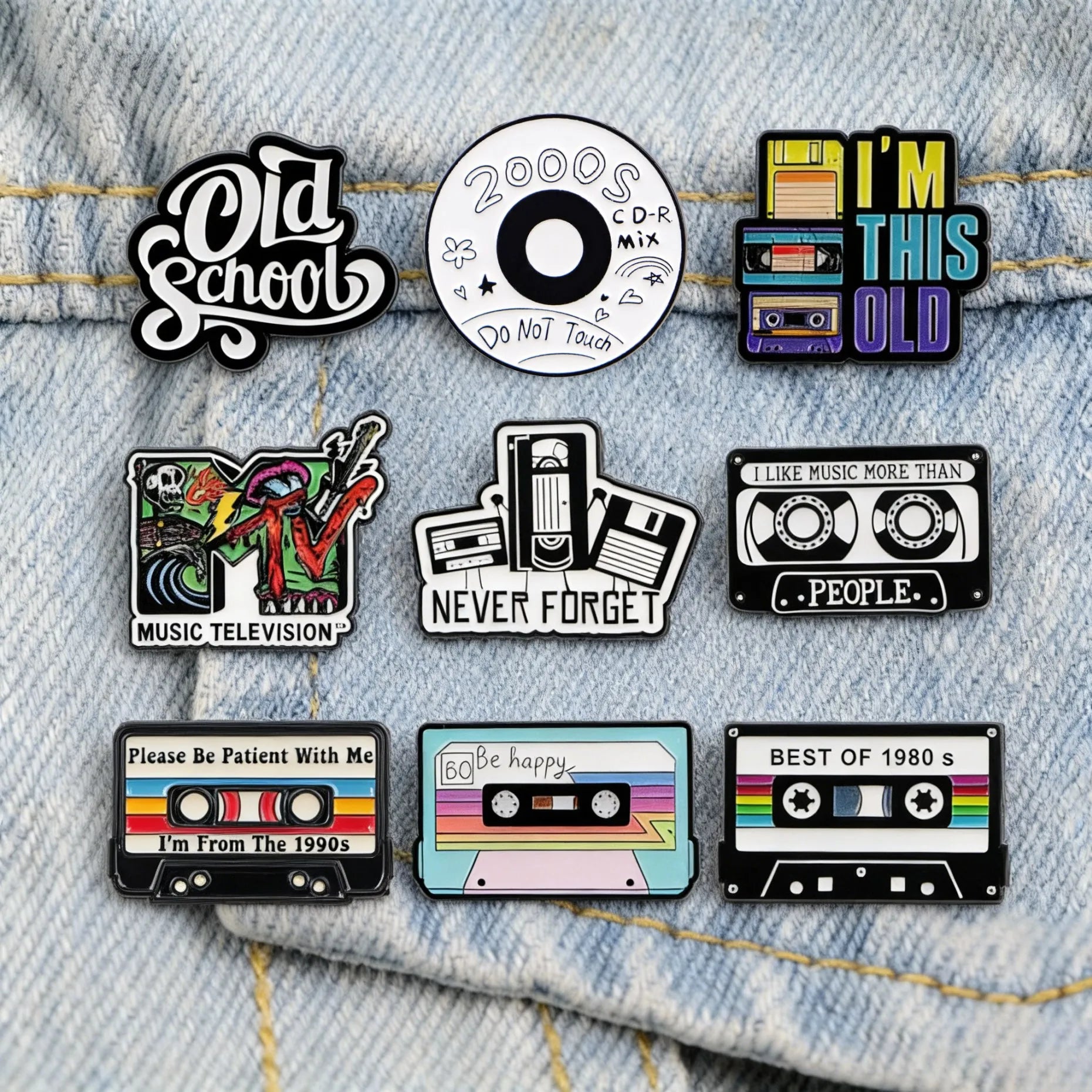 Retro 80s 90s Enamel Pins Vintage Cassette Tape Brooches Old School Lapel Pins for Backpacks Jewelry Gift For Friends