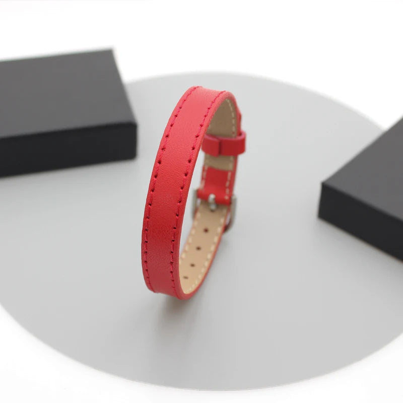 20 Stück 10mm Echtes Lederarmband für Frauen Schiebebuchstaben-Anhänger Armband Schmuckherstellung DIY Haustierhalsband Schlüsselanhänger-Band
