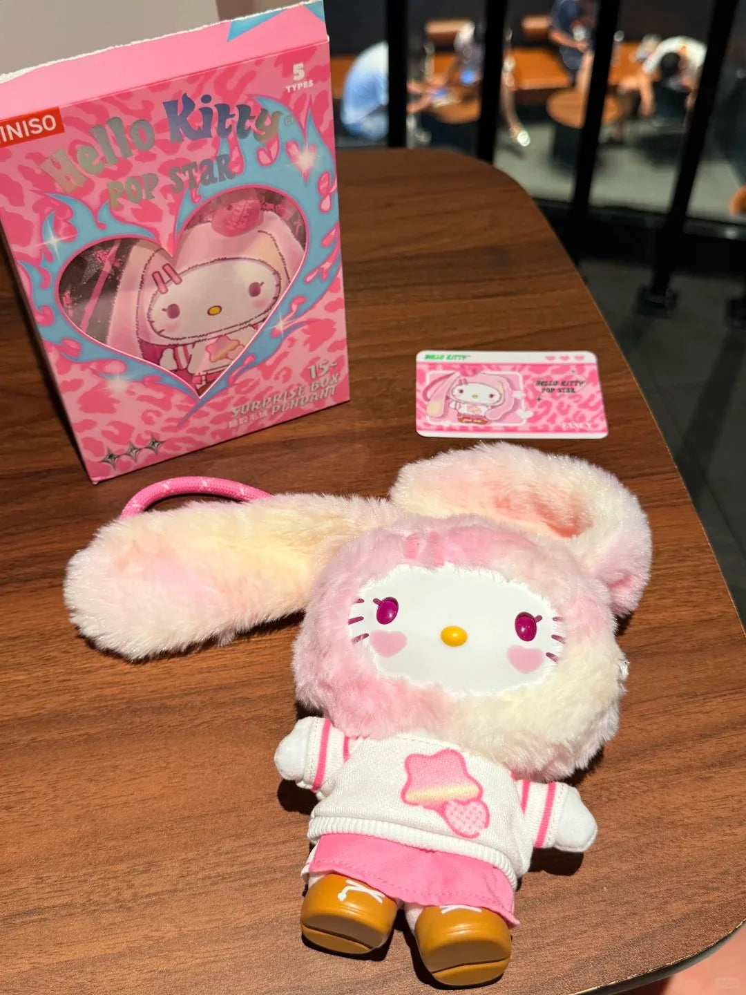 Echte Hello-Kitty Pop Star Samt-Anhänger-Serie Vinyl-Puppe Überraschungsbox Trendiges Kawaii Überraschungsgeschenk Süßes Trendiges Überraschungsbox-Spielzeug