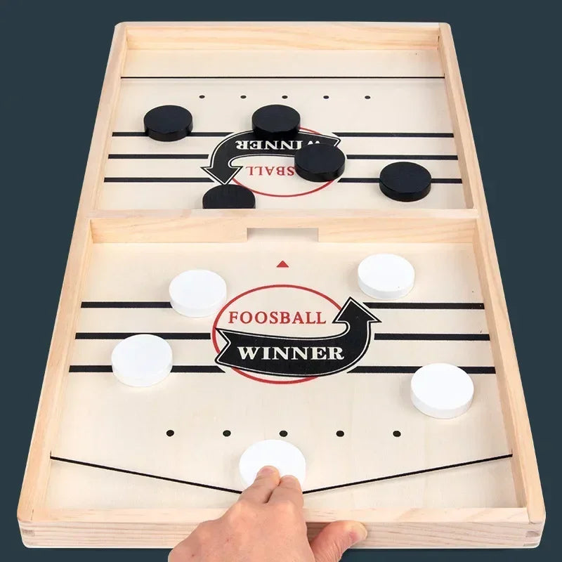 Tischfußball-Gewinner-Spiele Tischhockey-Spiel Katapult-Schach Eltern-Kind-interaktives Spielzeug Schnelles Schleuder-Puck-Brettspielzeug für Kinder