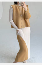 Khaki Beige Plissierte Rundhals-Knopfweste & Plissierter Color-Block-Rock Zweiteiler Fließendes Co-ord Set Minimalistisch Chic Trendy Täglich 2026