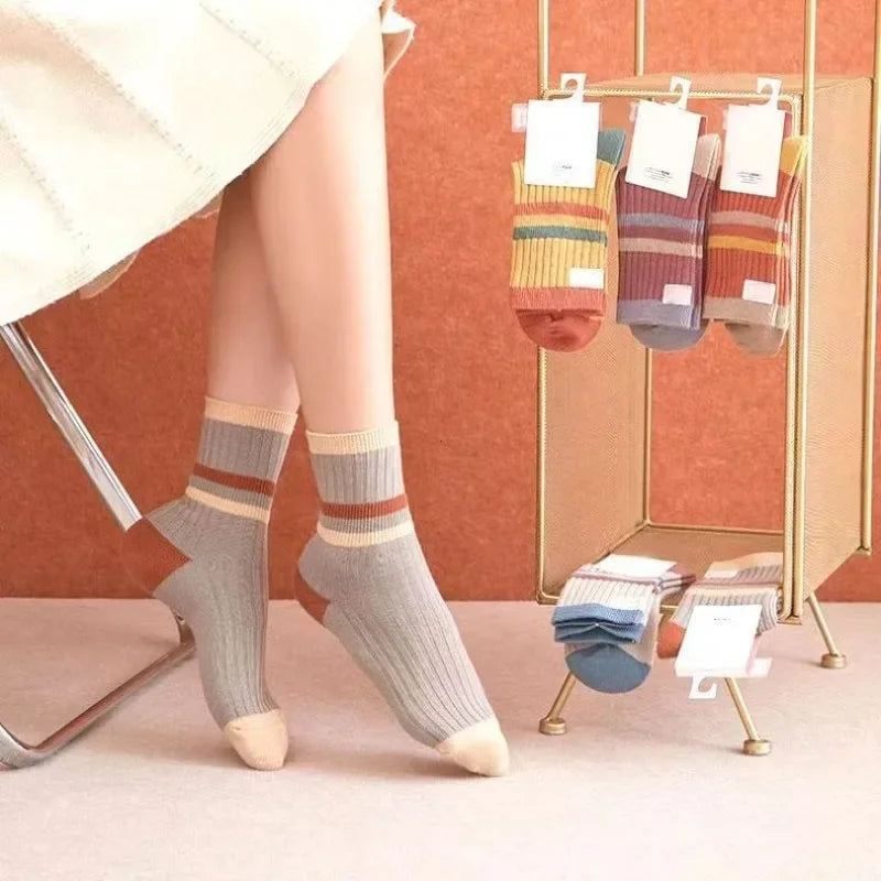 5 Paar gestreifte Socken für Damen, bequem, weich, mittellang, Winter, Harajuku, lustige Freizeitsocken, Damenstrümpfe, Strumpfwaren