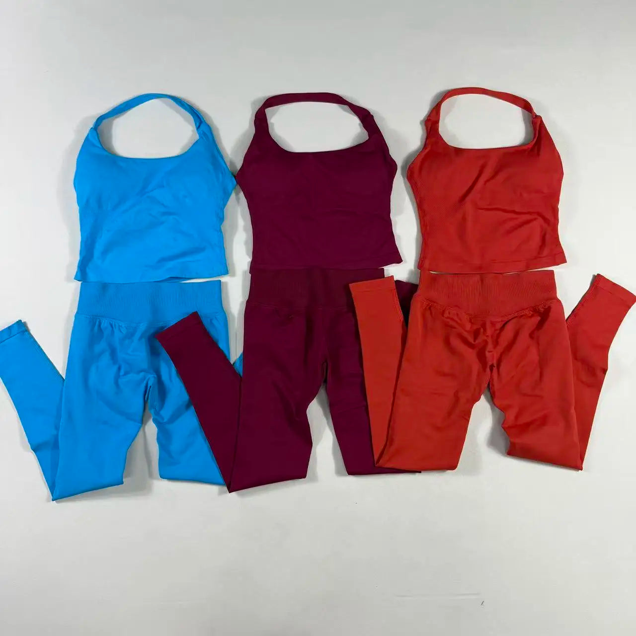 OHNE LOGO Yoga-Outfit Sport-Impact-Gym-Set Neckholder-Oberteil und Leggings-Hosen-Sets Rückenloses Neckholder-Design Hochelastische Sportbekleidung