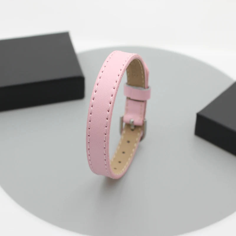 20 Stück 10mm Echtes Lederarmband für Frauen Schiebebuchstaben-Anhänger Armband Schmuckherstellung DIY Haustierhalsband Schlüsselanhänger-Band