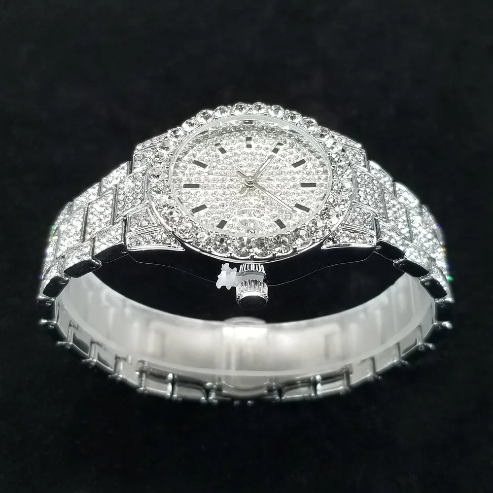 Elegante Diamantenuhren Damen Mode Silber Rund Edelstahl Quarzuhr Iced Out Glänzend Wasserdichte Uhr Geschenk für Frauen